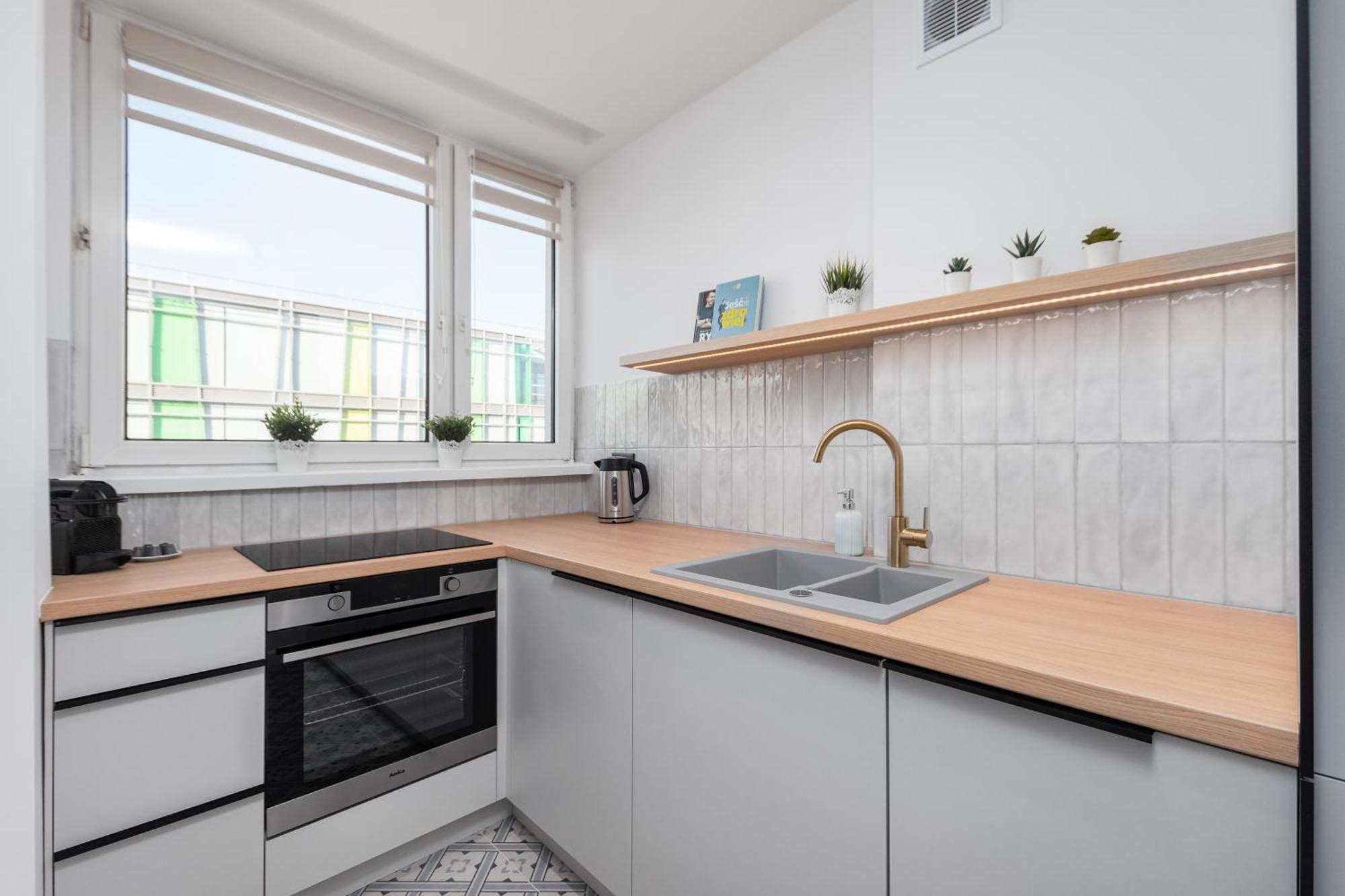 3 Bedroom Apartment Lipowa By Your Freedom Варшава Екстериор снимка