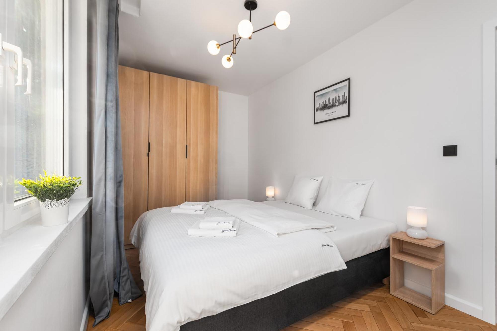 3 Bedroom Apartment Lipowa By Your Freedom Варшава Екстериор снимка